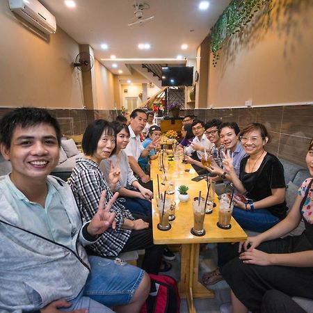 Language Exchange Hostel 1 Ho Chi Minh-staden Exteriör bild